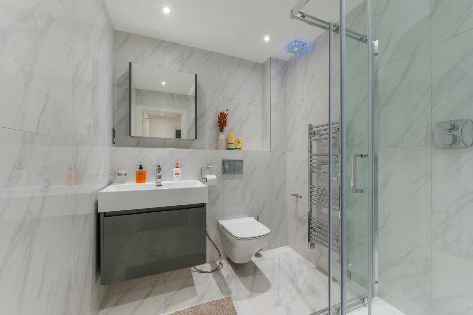 5H Modern Elegance 1-Bedroom City Living In Londres Exterior foto